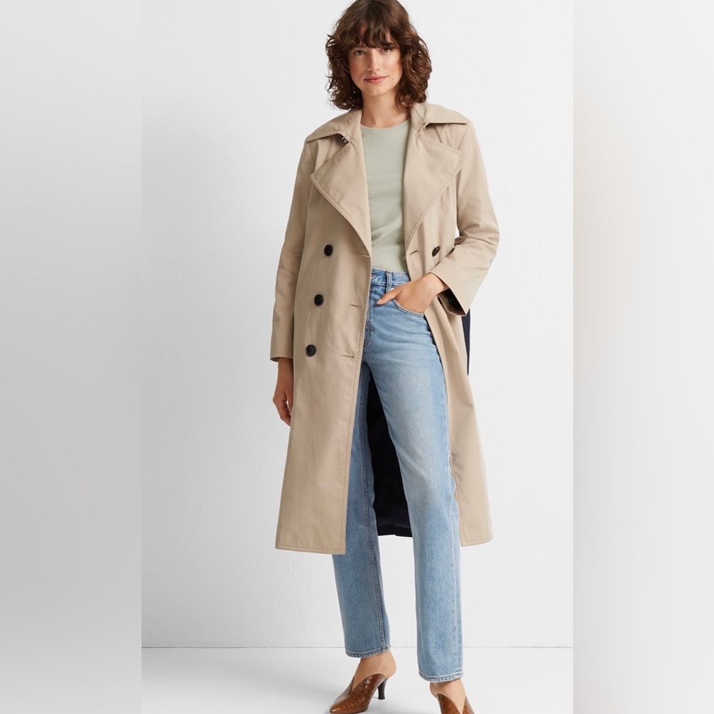 Brand new trench from Club Monaco. Size M.
